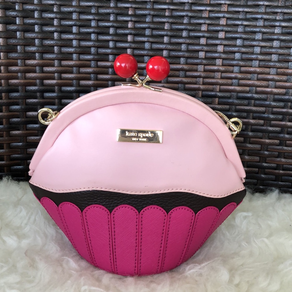 Kate Spade Take the Cake Cupcake Bag - Picture 4 of 15